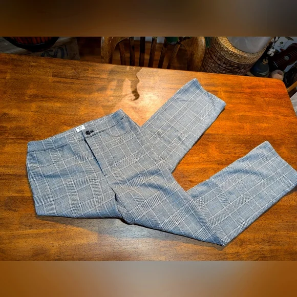 Sunday Best Pants - Picture 1 of 3